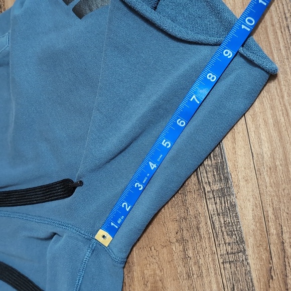 Nike Sportswear Club Fleece Big Swoosh Spellout Shorts Size Medium In Blue - Picture 7 of 7